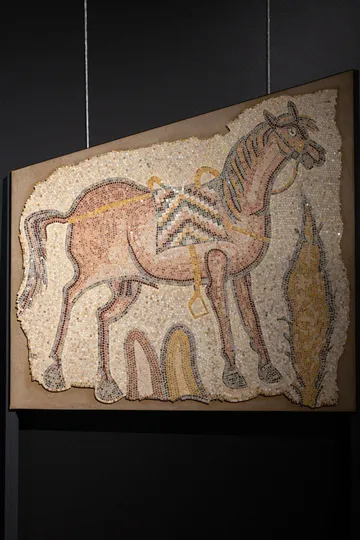 Horse mosaic by Nata Malysheva, image 5