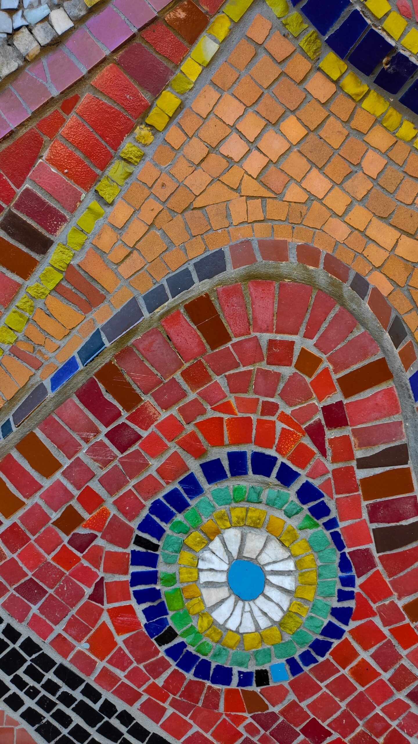 The Role of Design in Showcasing Mosaic Art